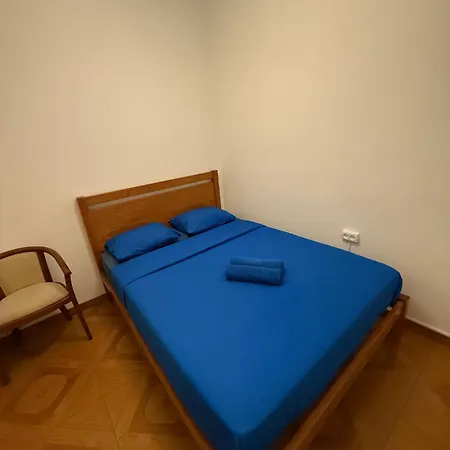 Apartment 3 Bedrooms Close Airport *
