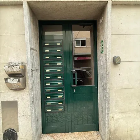 3 Bedrooms Close Airport דירה ליסבון
